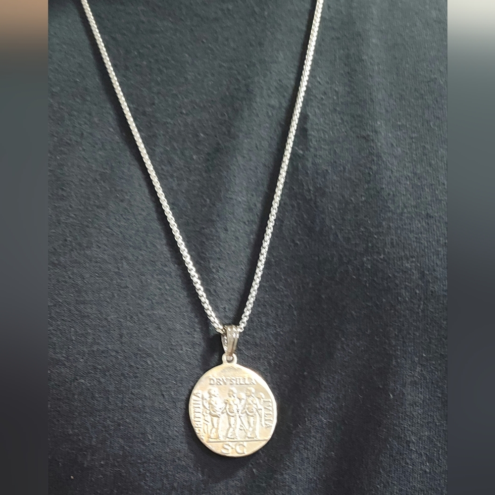 Stainless Steel "Caesar" Pendant With Box Chain